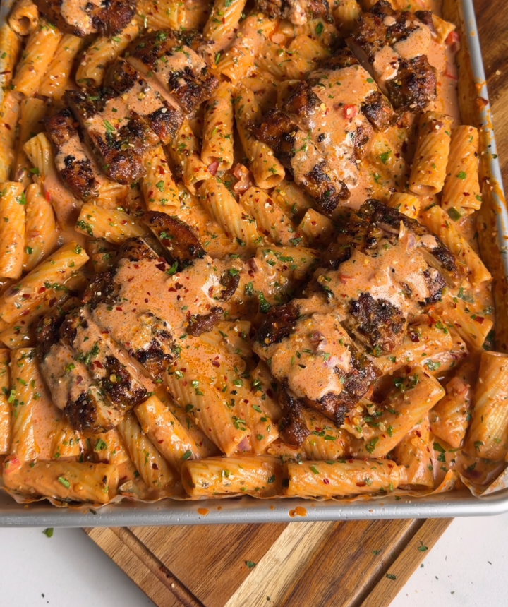 Creamy Peri Peri Chicken Pasta: High Protein Recipe