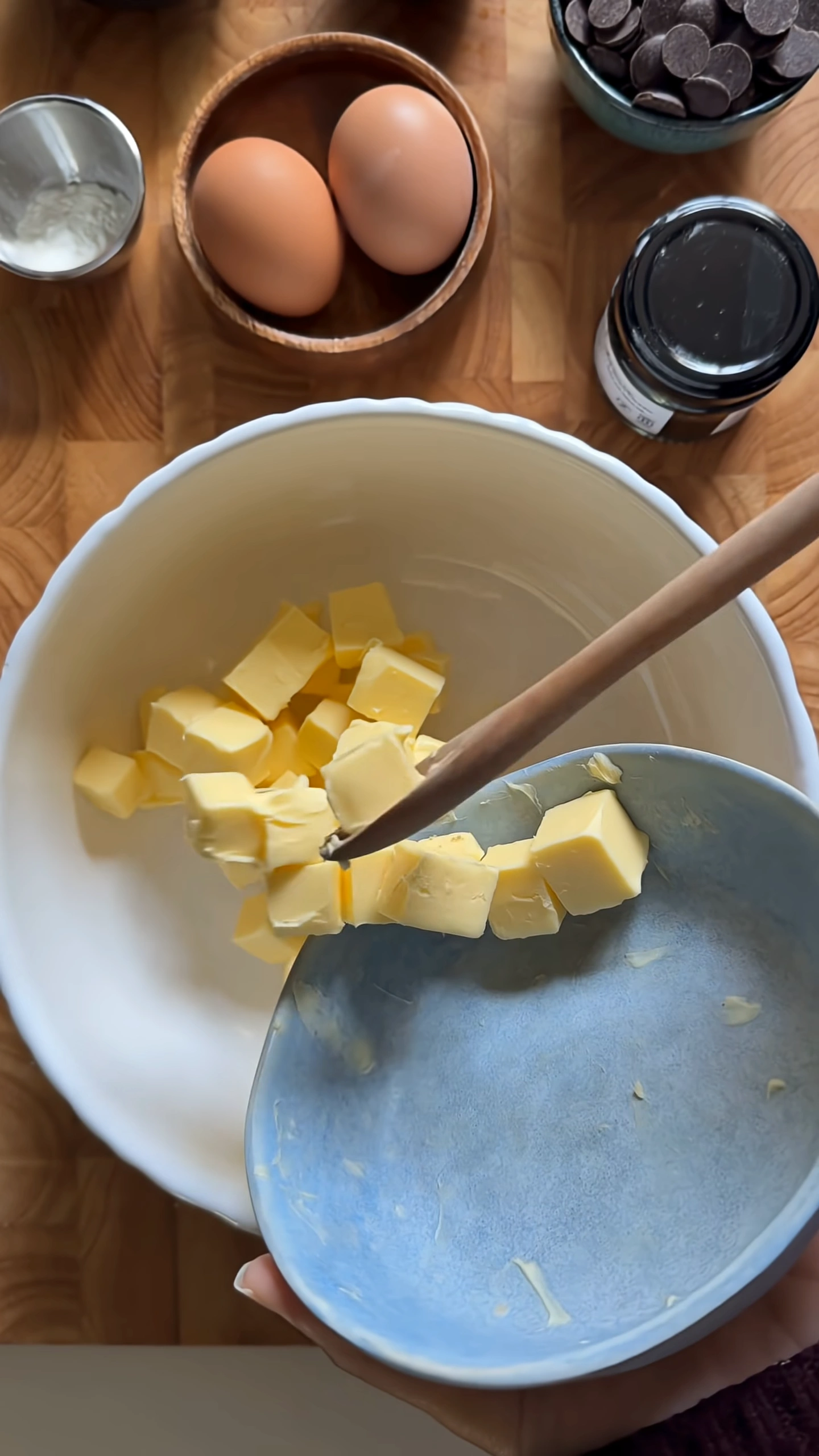 Bakery style chocolate chip cookies interior texture