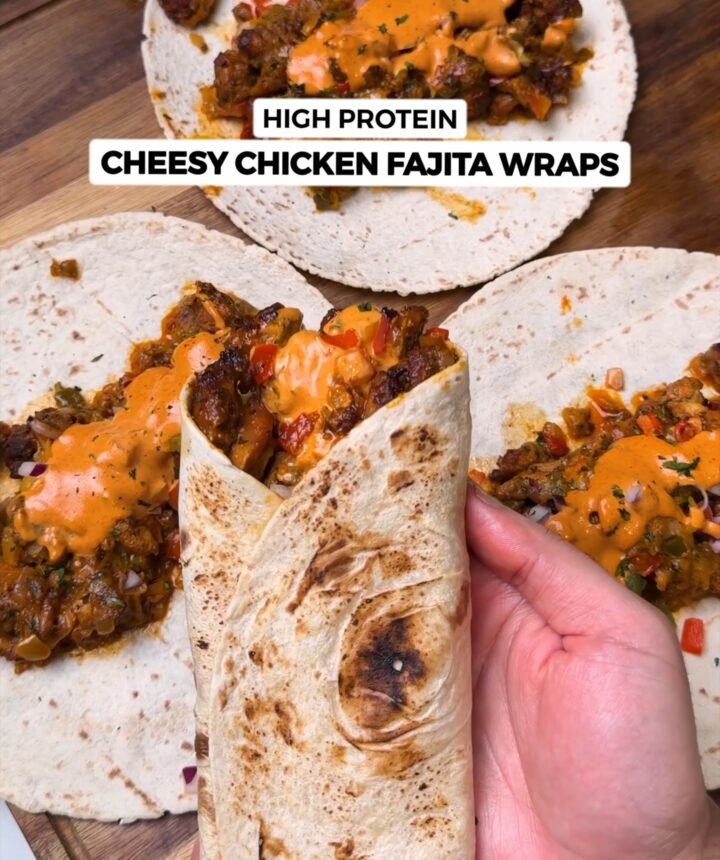 Cheesy Chicken Fajita Wraps: High Protein