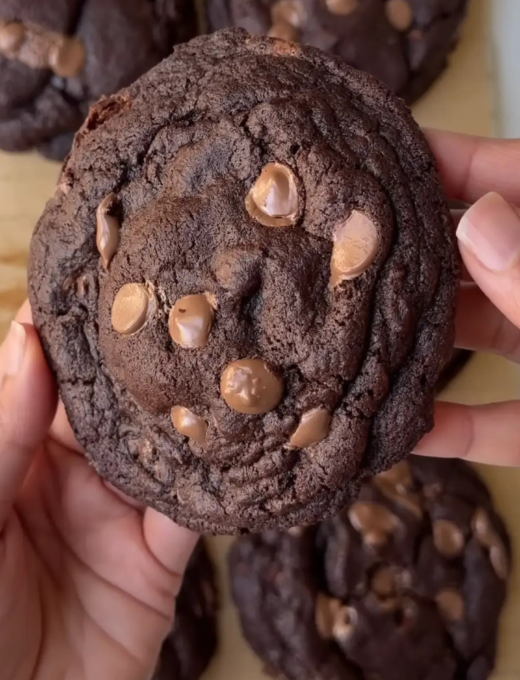 Double chocolate chip cookies Easy Recipe